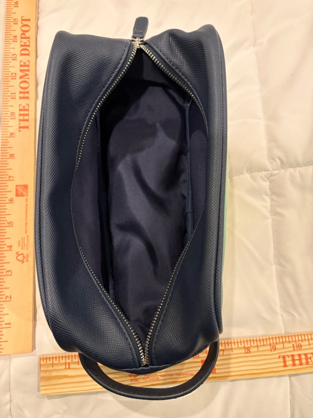 T Harris Navy Golf Print Travel Dopp Kit - Picture 6 of 6